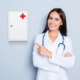 MEDICINE CABINET FIRST AID MEDICAL STORAGE BOX LOCKER WALL MOUNT LOCKABLE CASE